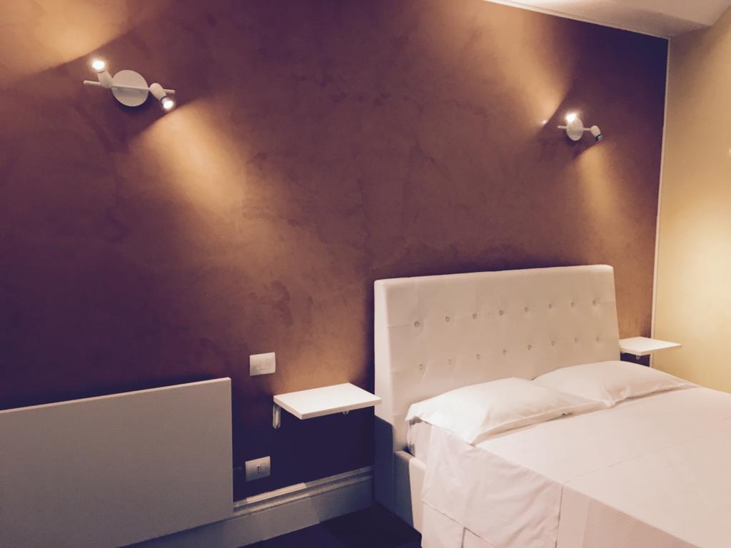 Palazzo Eliss Bed & Breakfast Margherita Di Savoia Room photo