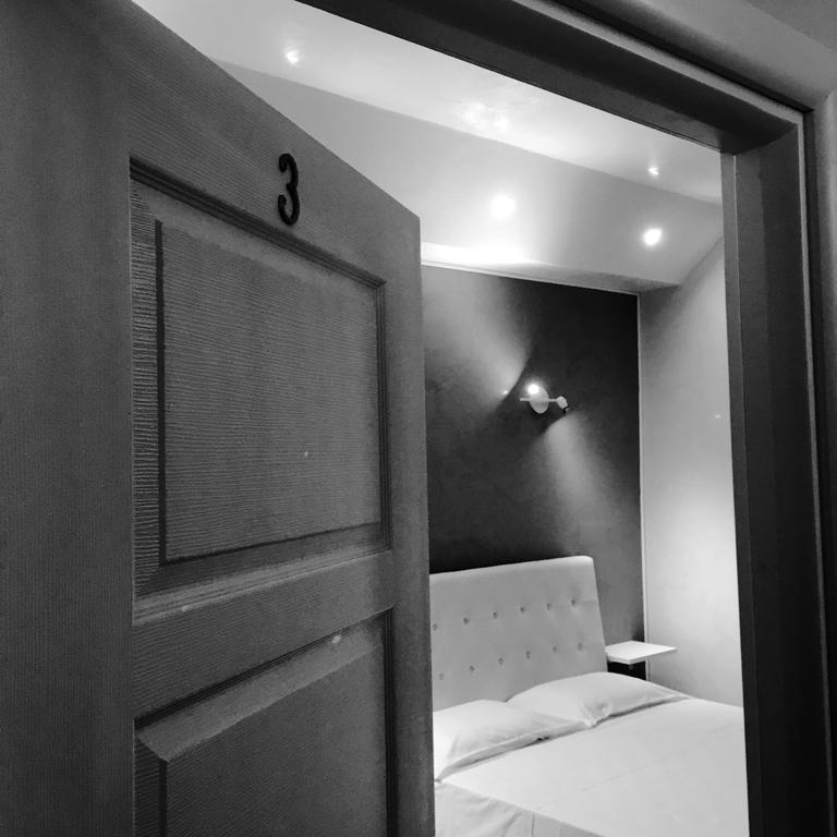 Palazzo Eliss Bed & Breakfast Margherita Di Savoia Room photo